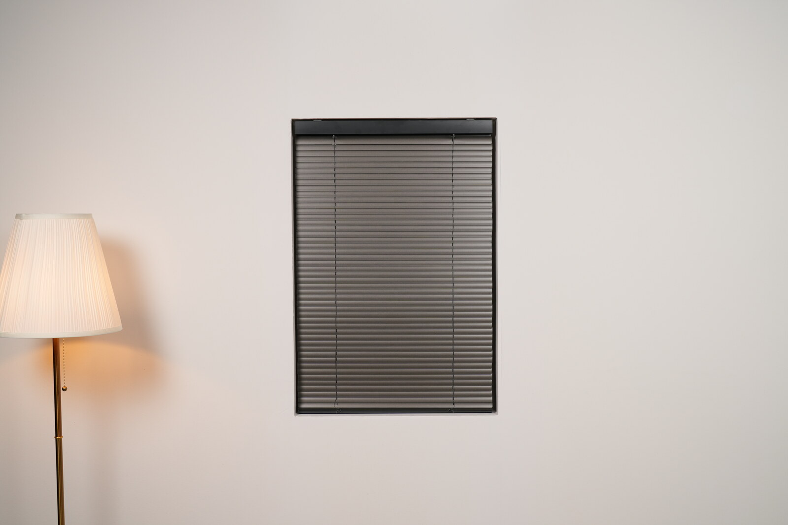 C Shape slat close up
